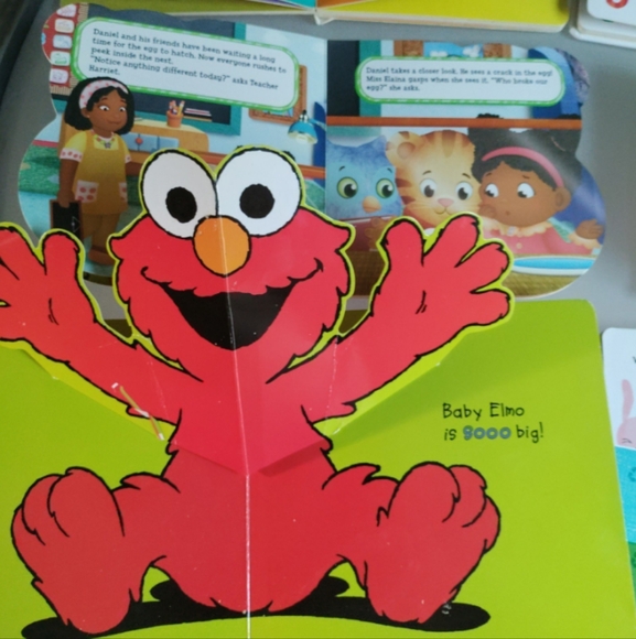 Book Bundle - Picture 12 of 12